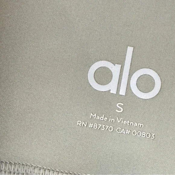 Alo Yoga Airlift High-Waist 7/8 Legging - Cosmic Light Green size small - Picture 4 of 9